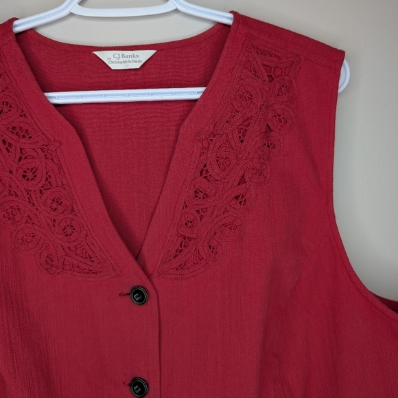 CJ Banks XL Red Button Down Sleeveless Detailed Neckline Vest Top Women's - Picture 3 of 8